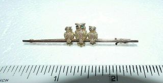 9ct.  2 Colour Gold Owl Bar Brooch With Emerald (?) Eyes