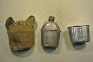 World War Ww Ii U.  S.  Army Canteen,  Cup And Cover Set Dated 1943 1945 (6257)