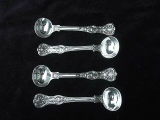 1892 Fine Heavy Set Of 4 Queens Pattern Salt Spoons By Charles Boynton