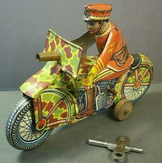 Vintage 1930s Marx Litho Tin Windup Toy Camouflage Motorcycle & Rider 8.  5 "