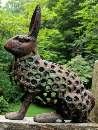 1/2 Of A Rusty Old Antique Cast Iron Bunny Rabbit Door Stop Rustic Country Charm