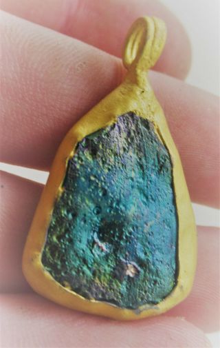 Ancient Roman Glass Bottle Fragment In A Gold Gilt Pendant 200 - 300ad