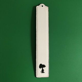 Coach X Peanuts Snoopy Leather Bookmark,  Chalk/black,  Style 63167