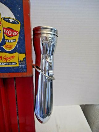 ANTIQUE RAYOVAC STORE ADVERTISING SIGN 1940s BATTERY DISPLAYER SIGN FLASHLIGHT 3