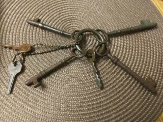Removing 11/19 - Vintage Antique Skeleton Keys - 1 Barrel Rest Flat Ends