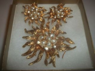 Vintage Brooch And Earrings Signed Boucher Starburst Flower Baroque Style Pearl