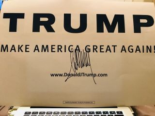 Official Trump For President 2016 Campaign Signed By Melania