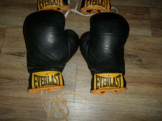 Vintage Everlast Boxing Gloves 14oz.  (2 Pairs) 2