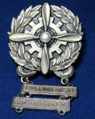 Wwii Sterling Army Air Forces Airplane Armorer & Link Trainer Instructor Badge