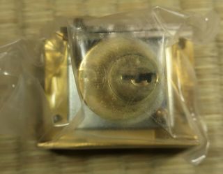 Brass Cylinder Lock with 2 Keys / Japanese / Vintage 2