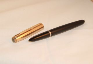 Vintage Parker 51 Custom Fountain Pen - Jet Black - Gold Filled Cap - C1958