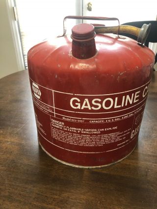 Vintage Napa Metal Gas Can 5 Gallon 823 - 3007 Mad In Usa Complete With Spout