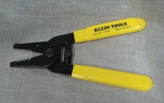 Klein Tools 11045 Wire Stripper / Cutter 10 - 18 Awg