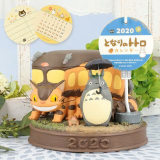 Studio Ghibli My Neighbor Totoro Cat Bus Figure Wooden Calendar 2020