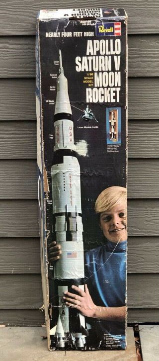 Revell 1969 1:96 Apollo Saturn V Moon Rocket Plastic Model H - 1843:1200