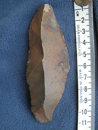 Ancient flint scraping/cutting tool very sharp 2