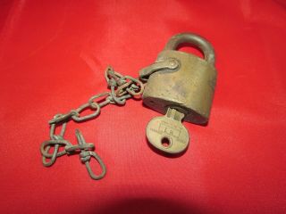 Antique Vintage Solid Brass Wb 621 Padlock With Key And Chain