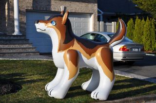 Inflatable G&g Wolf 7 Feet Tall Fenris Multi - Chamber Strong Bouncy Ride/toy