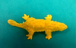 Yellow Yoplait Scolosaurus Henkel Ovomaltine Premium Prehistoric Dinosaur Figure