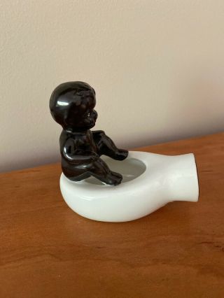 BLACK AMERICANA ASHTRAY Little Boy on Bedpan Ceramic Figurine Occupied Japan 2