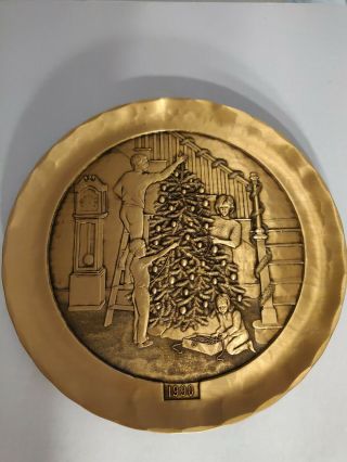 Vintage Wendell August Forge Bronze Plate Christmas 1990 " Trimming The Tree "