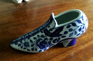 Blue And White Flowered Victorian Porcelain Decorative High Heel Shoe