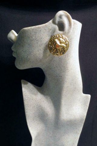 Authentic Chanel 1986 Vintage Gold Tone Large Lion Medallion Clip Earrings