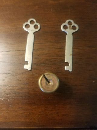 2 Vintage Old Collectable Flat Stamped Rockford National Lock Co Key With Lock
