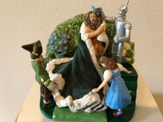 Hallmark Keepsake Wizard Of Oz " King Of The Forest " Collectors Ornament W/music