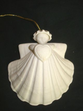 1986 Margaret Furlong 4” Bisque Porcelain Angel Shell Ornament With Heart