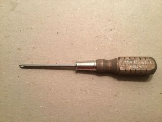 Irwin Tool 8000 4 " Shaft 2 Phillips Screw Driver Square Wooden Handle -
