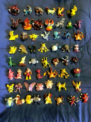 56 Rare Tomy / Nintendo Pokemon Figures Charizard Pichu Cobalion Espeon Umbreon