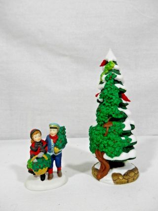 Department 56 Heritage Village Coll.  " The Holly And The Ivy " Set 2 - 56100,  1997