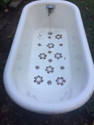 Antique/ Vintage 5 ' Cast Iron Claw Foot Porcelain Bath Tub 3