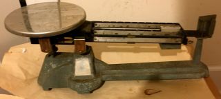 Vintage Balance Scale - Metal - Old,  No Name On It,  Looks Great And Collectible