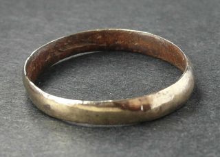 A Medieval bronze wedding ring - wearable 2