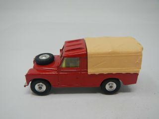 Vintage Corgi Toys Land Rover 109 " W.  B.  Red W/ Cap