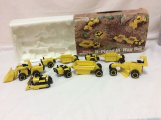 Buddy L 5 Piece.  Hi - Way Set.  Vintage 1977.  Metal Die - Cast Construction Trucks