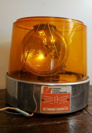 Federal Signal Model 14 Sae W3 76 Beacon Amber Dome