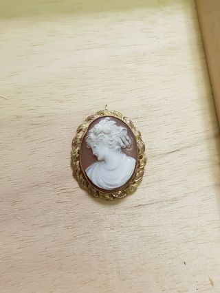 Vintage 14kt.  Yellow Gold Cameo Brooch Pin