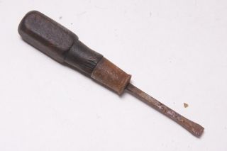 Vintage Small Wood Handle Standard Flat Head Screw Driver Tool - C027s
