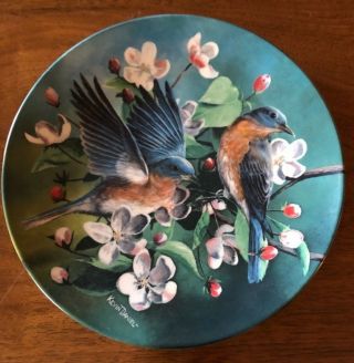 Collectible Plate 1986 " The Bluebird " By Kevin Daniel