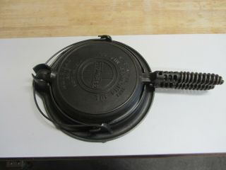 Vintage American Griswold No.  8 Waffle Iron Patt.  No 151 N W/ Low Base 152 A