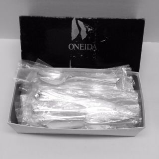 Oneida King James Silver Plate 54 Pc 1881 Rogers Service For 8 Flatware
