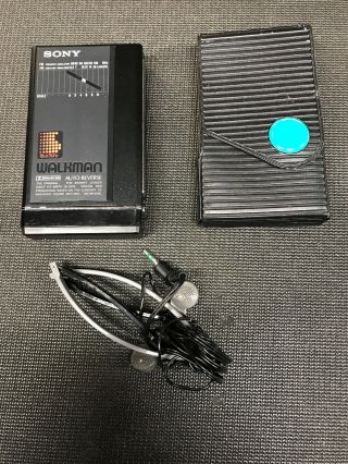 Vintage Sony Walkman Radio Cassette Player Wm - F100 With Case.  Radio,  Tape?