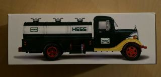 2018 Hess Toy Truck 85th Anniversary Collector 