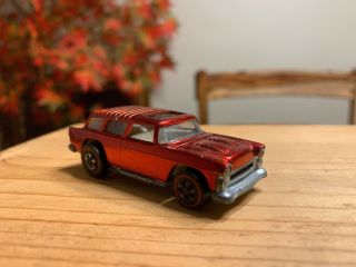 Hot Wheels Redlines Classic Nomad In Red
