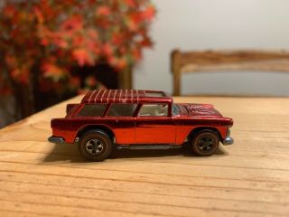hot wheels redlines classic nomad In Red 2