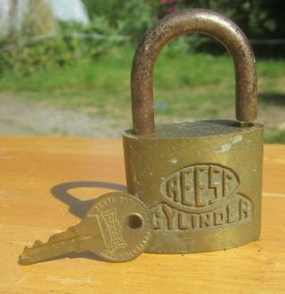 Vintage Padlock/reese Cylinder Padlock/brass?/ With Key/made In U.  S.  A.