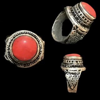 Stunning Top Quality Post Medieval Silver Ring With A Red Stone (10)